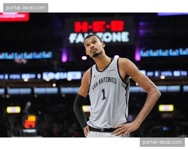 马刺进攻效率冠绝全联盟 三月单场命中25记三分刷新队史